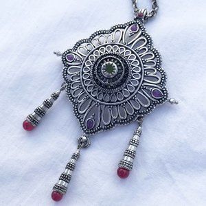 LUCKY BRAND Large Silver 3 Color Pendant Necklace